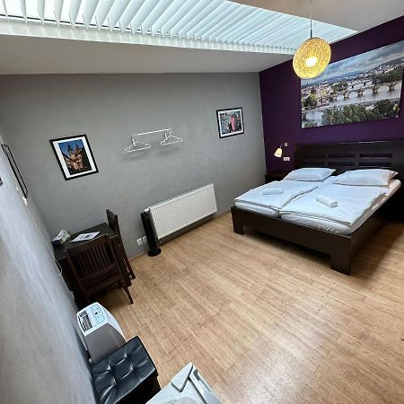 Central Studios Praag Buitenkant foto