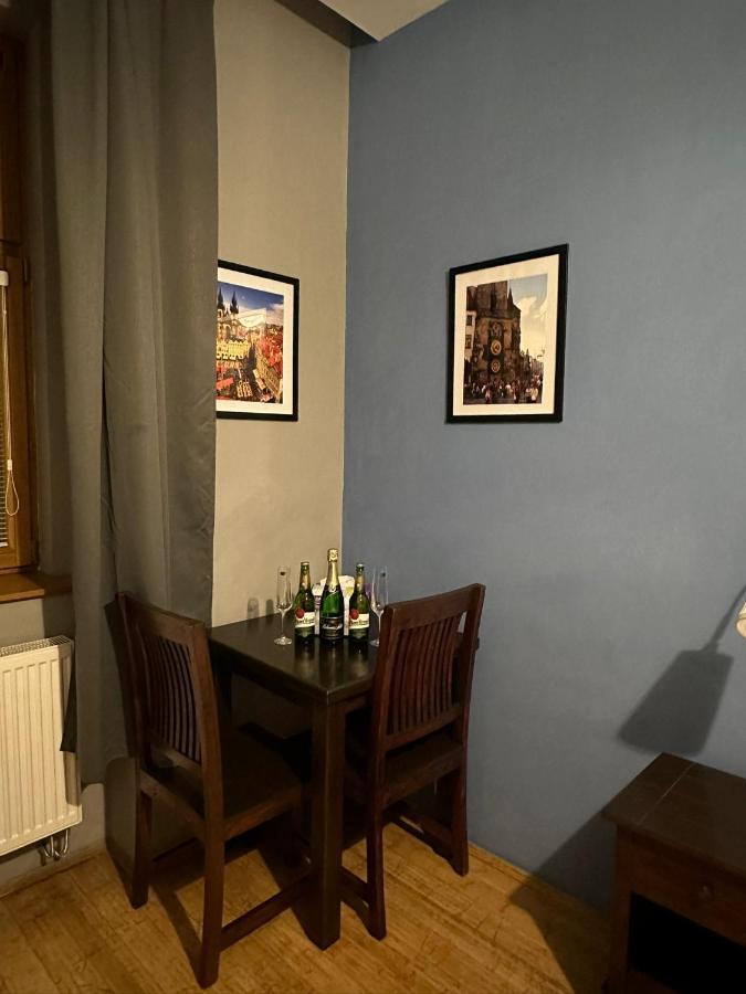 Central Studios Praag Buitenkant foto